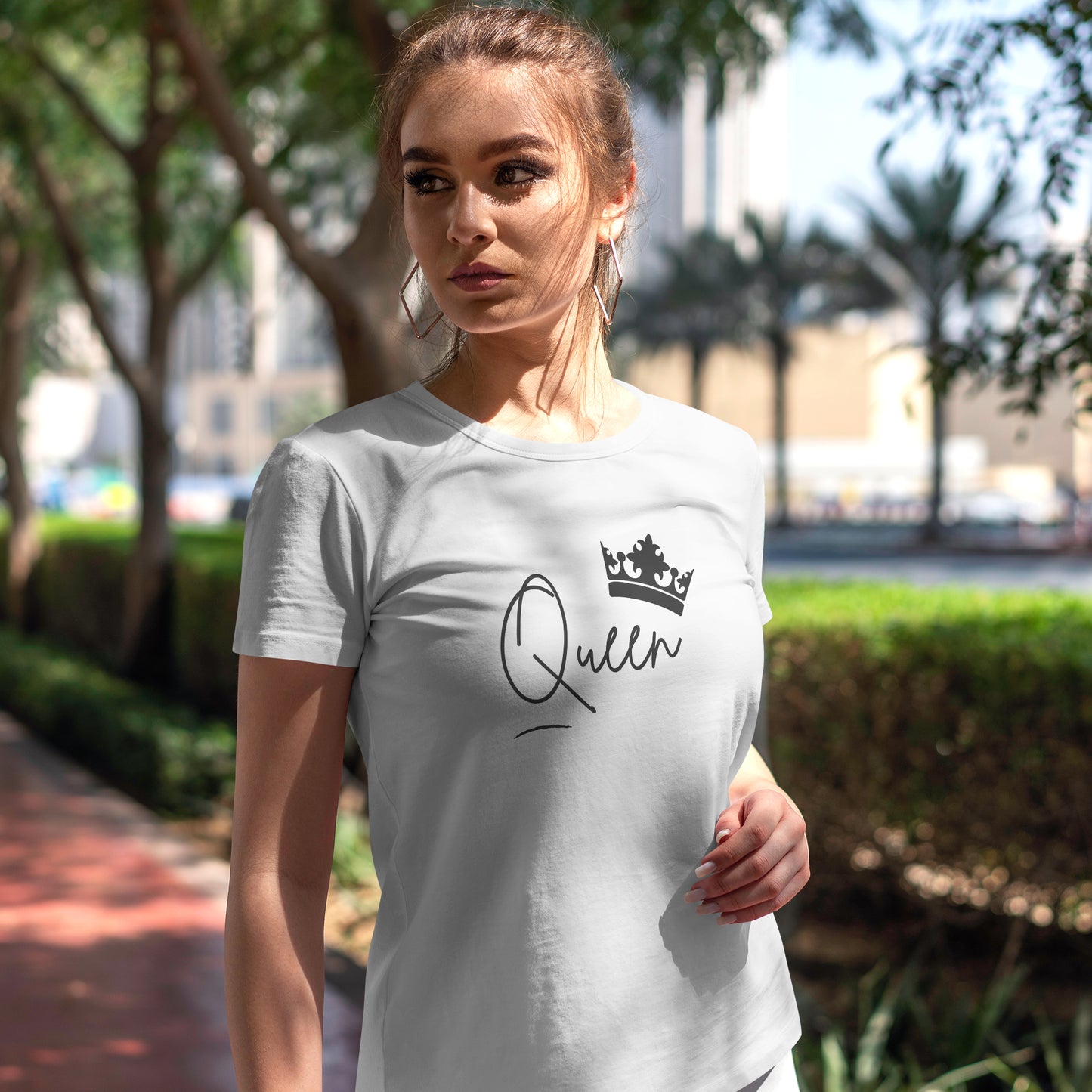 Queen | Girly Thing T-Shirt