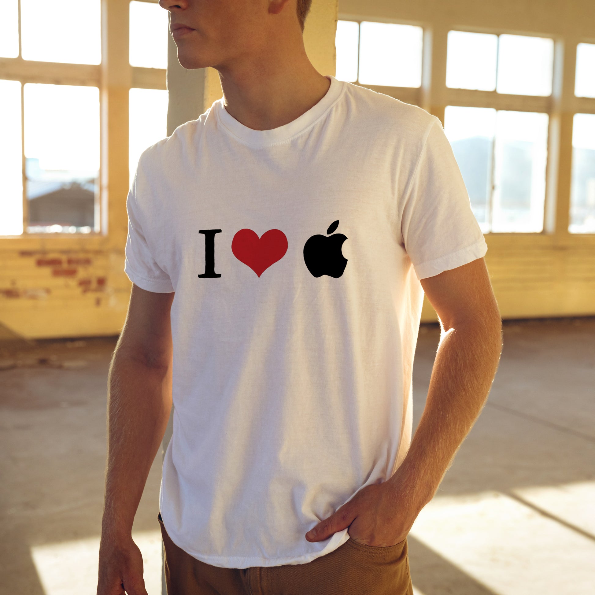 I Love Apple | Mobile T-Shirt